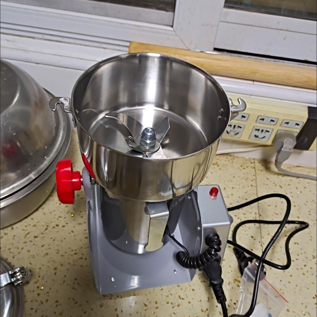 Macinacaffè elettrico ad alta  - Electric Grain Mill 2500W recensione e prezzo